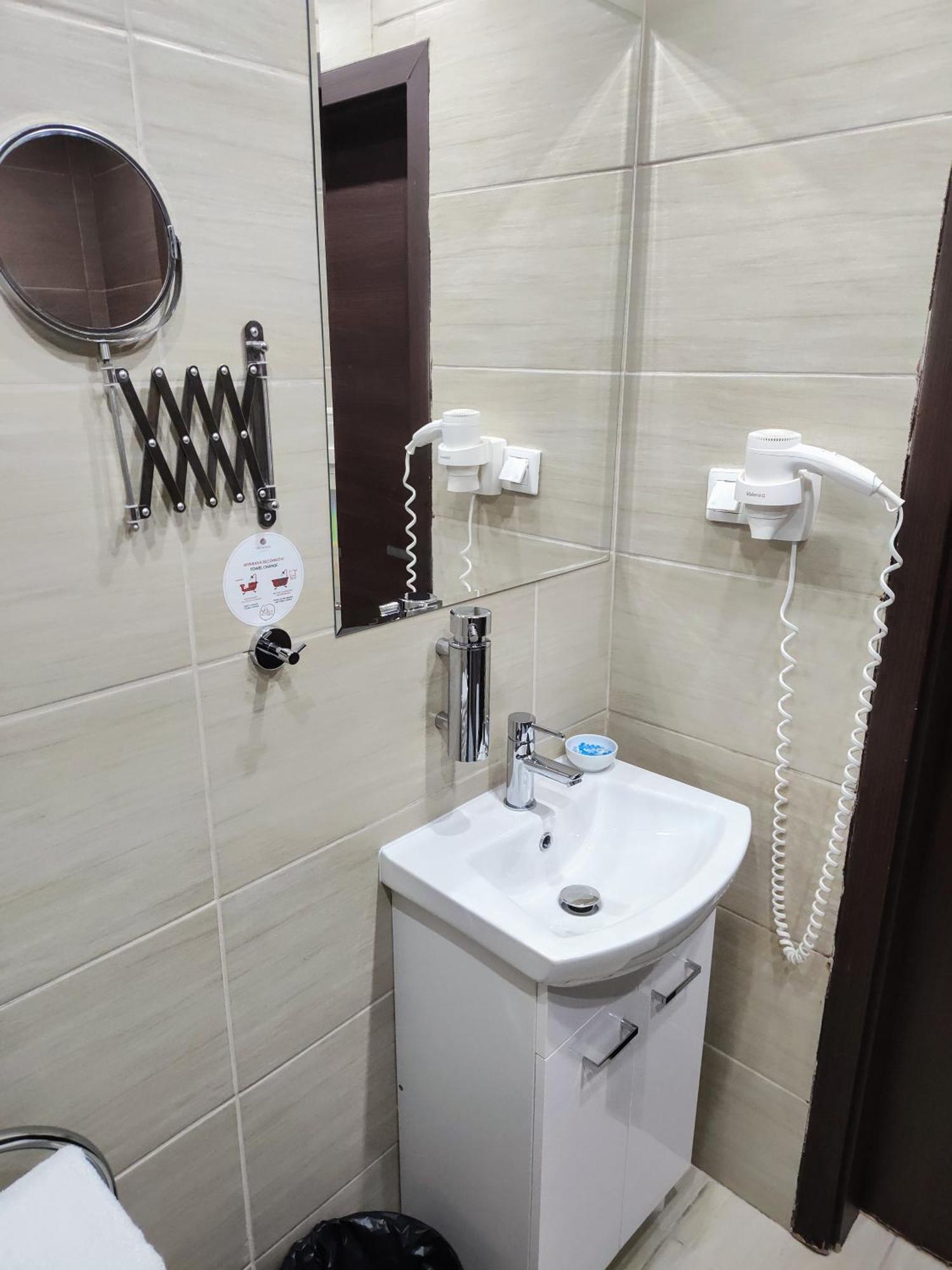 Boutique Hotel'S III Pilsudskiego Лодз Екстериор снимка