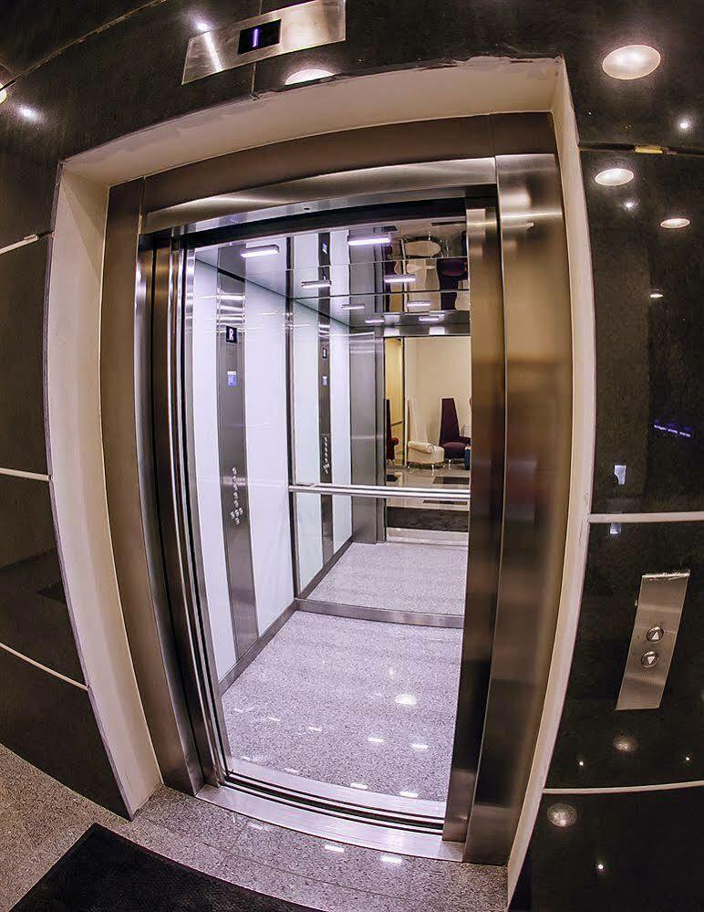 Boutique Hotel'S III Pilsudskiego Лодз Екстериор снимка